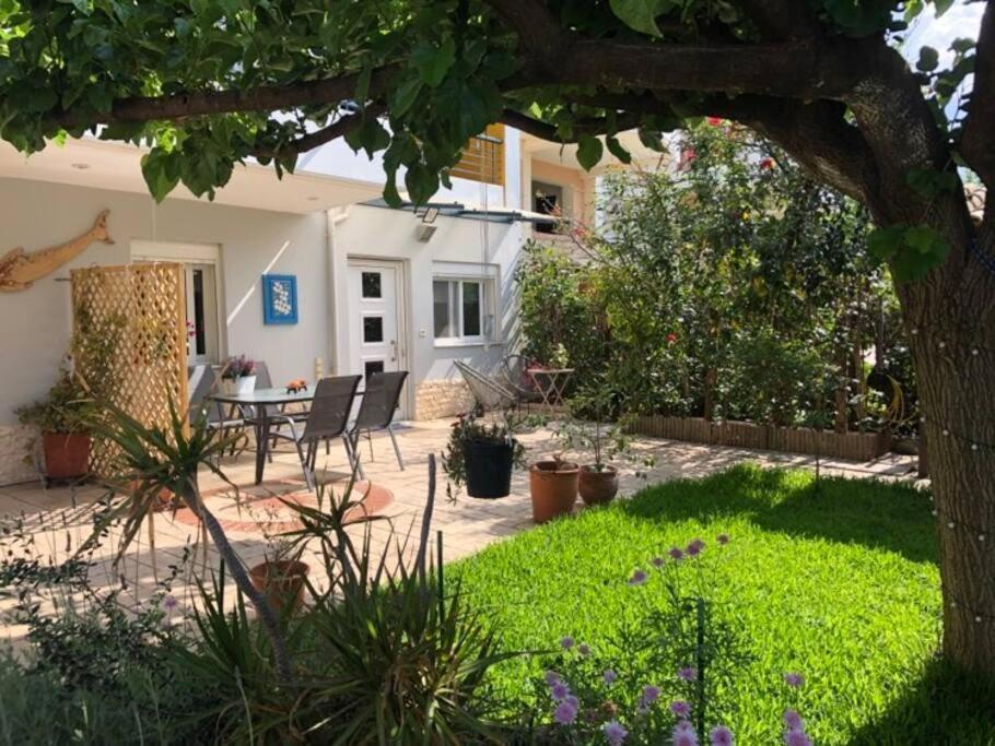 Eleni'S Maisonette Kalamata Bagian luar foto